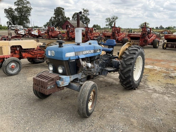 new-holland-4630-image-3