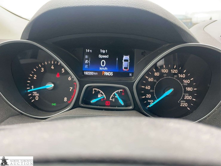 2017-ford-escape-image-12