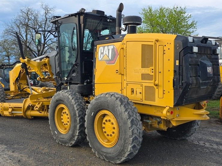 2020-caterpillar-140-image-4