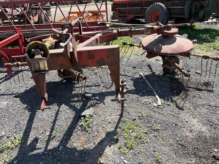 new-holland-254-image-2