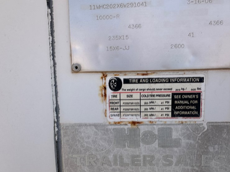 2006-w-w-trailer-20'-t/a-enclosed-trailer-image-11