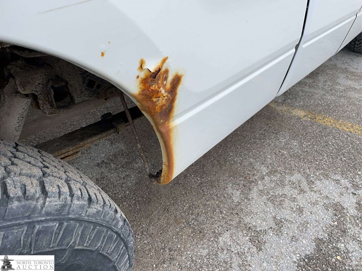 2014-ford-f150-image-31