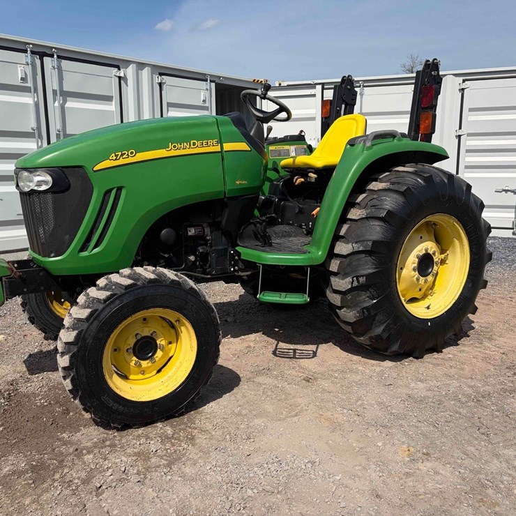 JOHN DEERE 4720