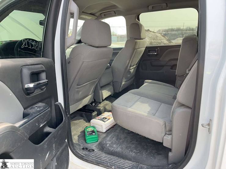 2017-chevrolet-silverado-1500-image-15