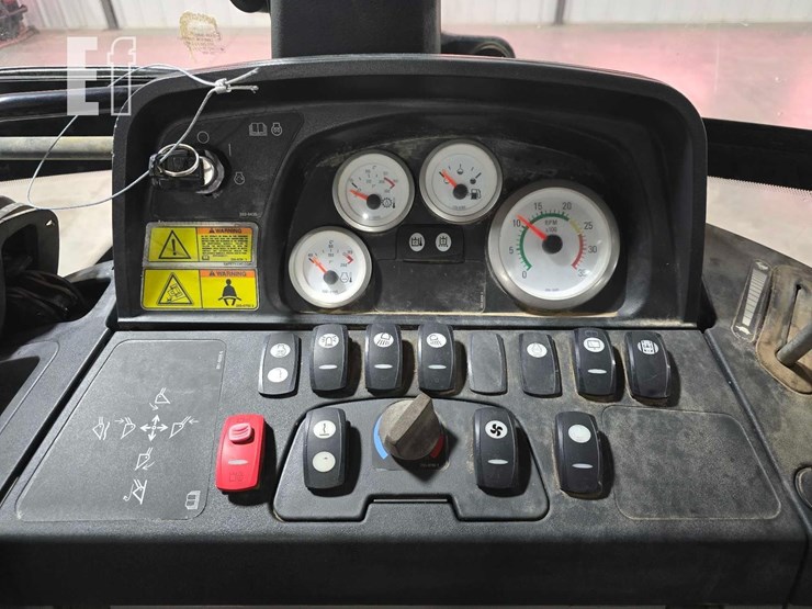 2009-caterpillar-430e-image-25