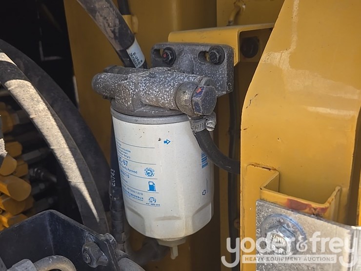 2018-caterpillar-305.5-image-72