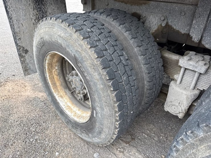 1990-peterbilt-357-image-20