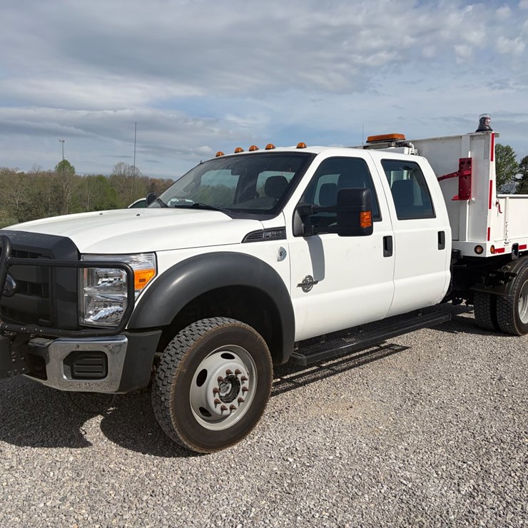 2012 FORD F550