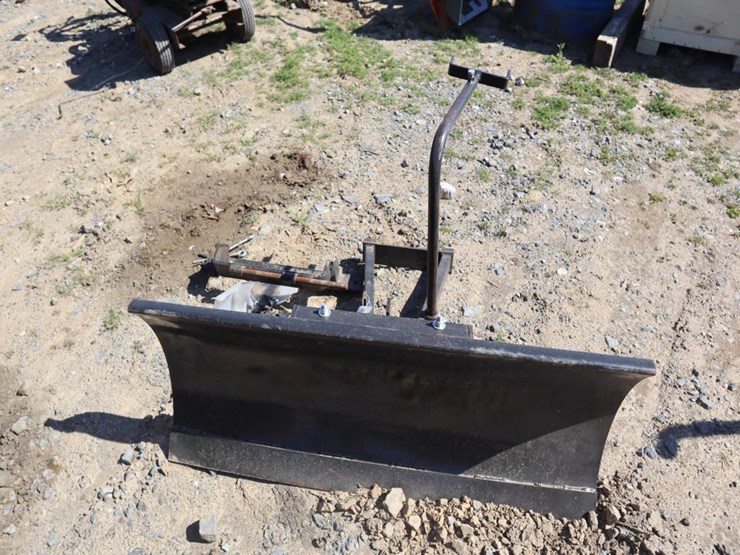 36in-snow-blade-image-3