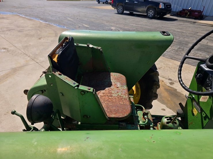 1960-john-deere-435-image-29