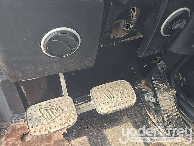 2018-jcb-512-56-image-111