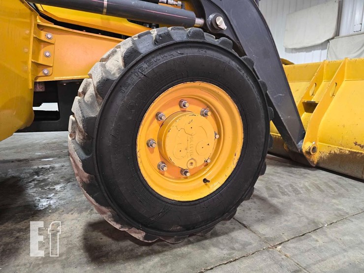 2023-deere-310-g-tier-image-30