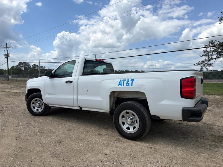 2018-chevrolet-1500-image-4