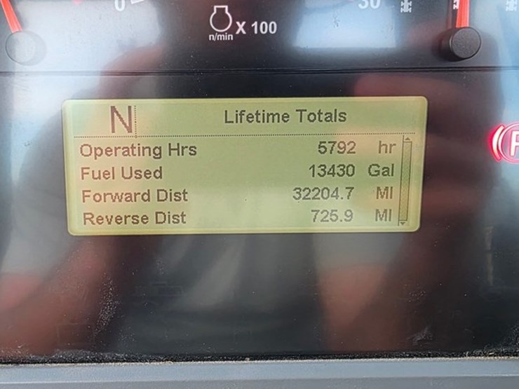 2020-caterpillar-140-image-82