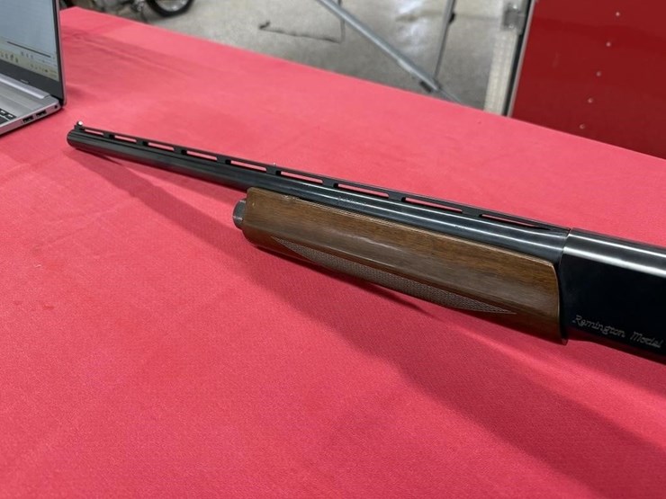 remington-1100-special-12-gauge-shotgun-image-5