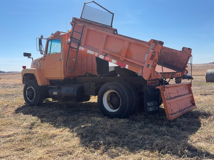 1989-ford-l8000-image-7
