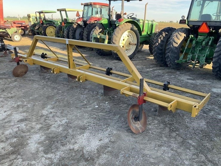 custom-3-pt-3-row-60"-furrow-bar-image-3
