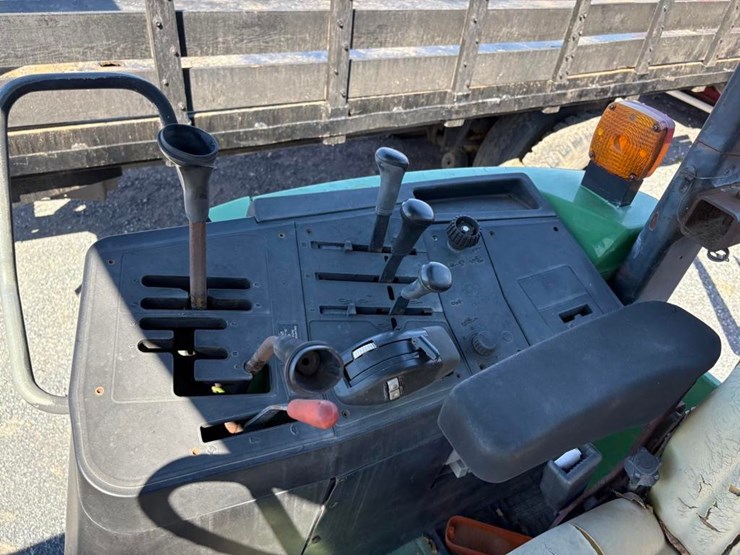 1993-john-deere-6300-image-18