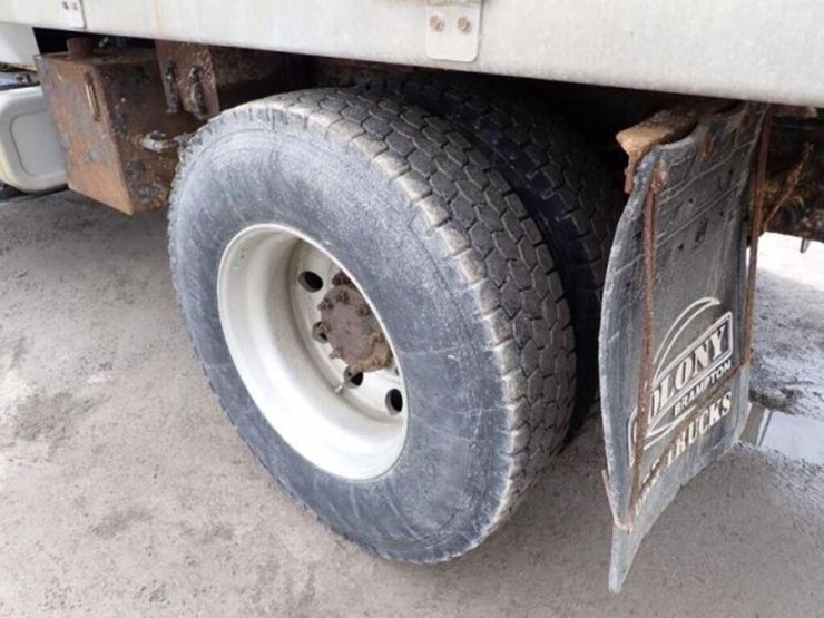 2017-ford-f750-image-44