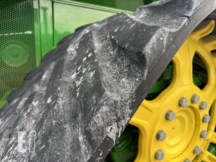 2020-john-deere-s780-image-48