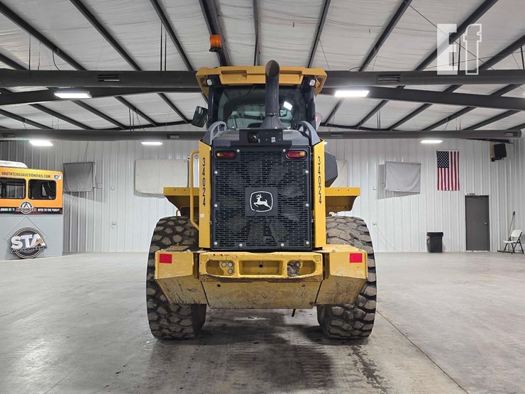 2022-deere-524-p-tier-image-8