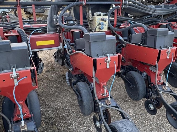 2012-case-ih-1250-image-8