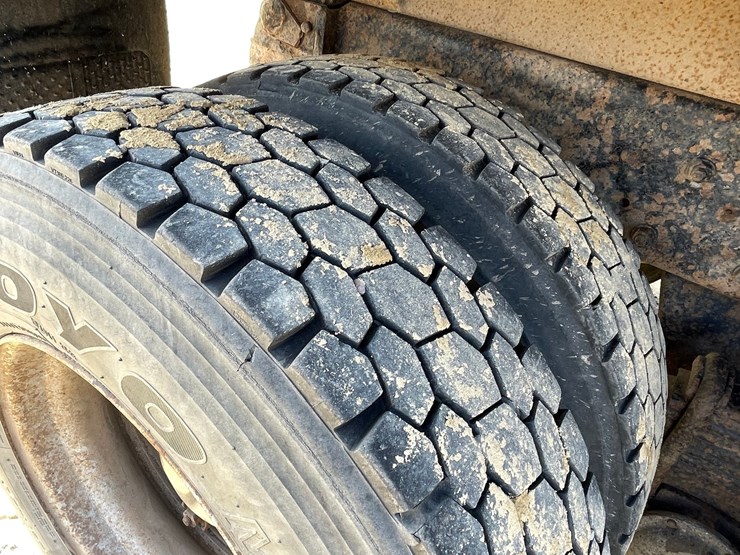 #401-•-1991-mack-rb688s-dump-truck-(has-mn-title)-image-132