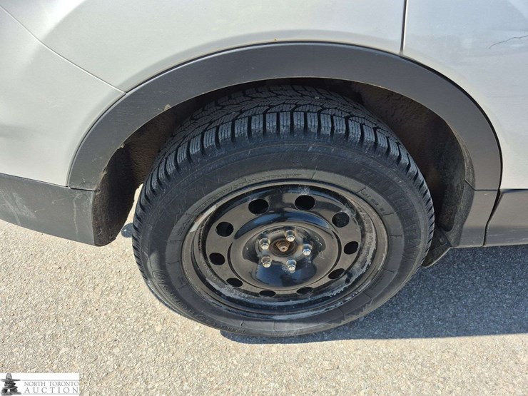 2013-ford-escape-image-25