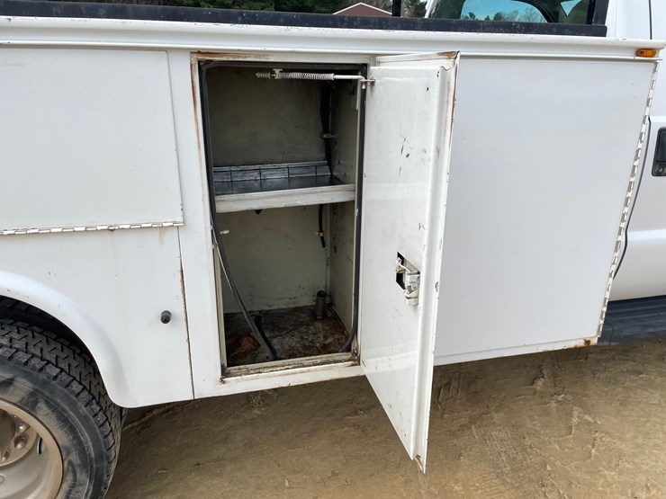 2008-ford-f550-image-20