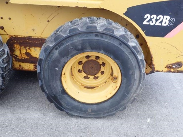 2009-caterpillar-232b-image-58