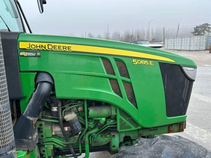 2016-john-deere-5085e-image-38
