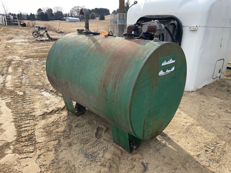 #3962-•-500-gallon-metal-fuel-tank-image-1