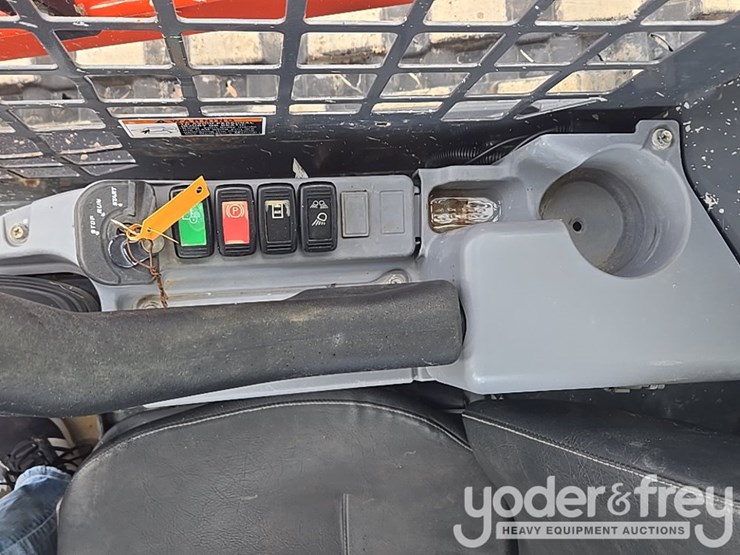 2021-kubota-svl75-2-image-79