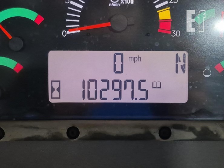 2009-caterpillar-120m-image-22