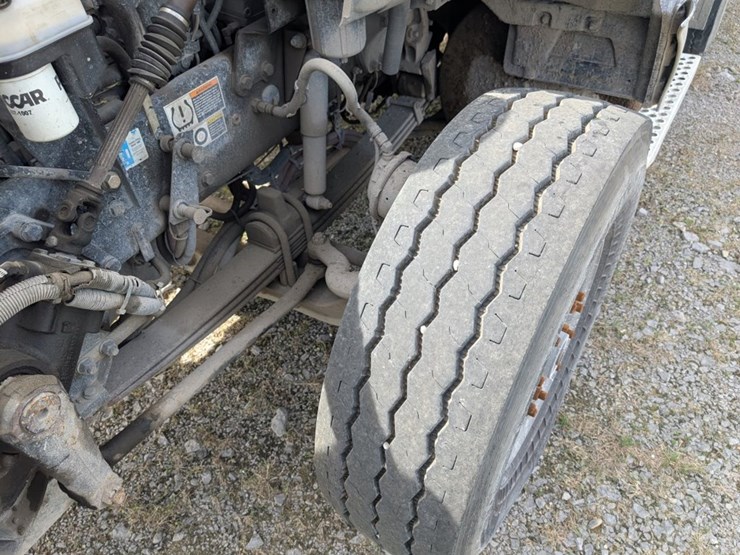 2015-kenworth-t880-image-7