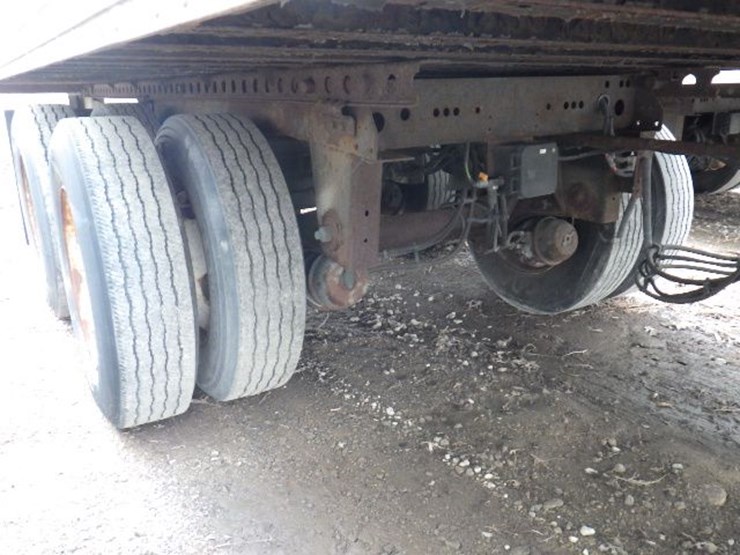 2014-hyundai-translead-image-9