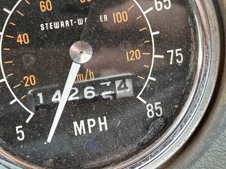 #31965-•-1989-mack-r688-tandem-axle-truck-tractor-image-46