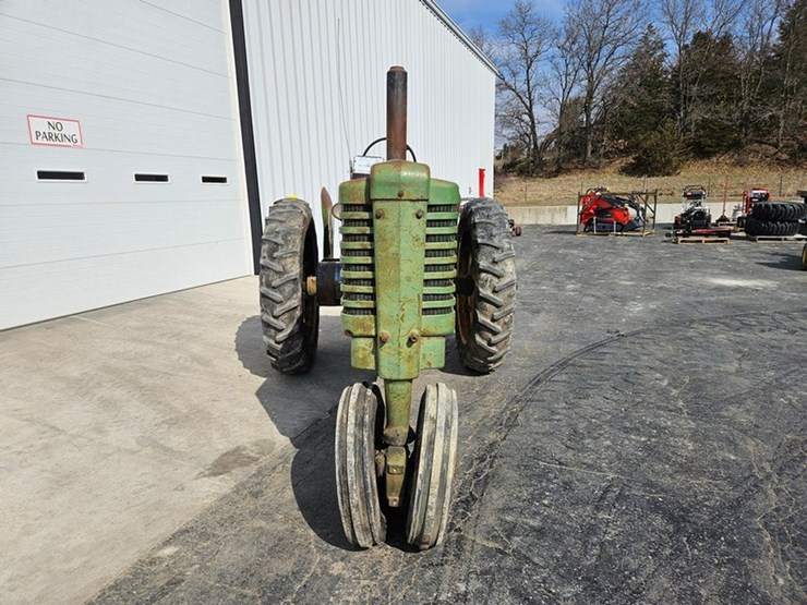 1952-john-deere-model-a-image-8