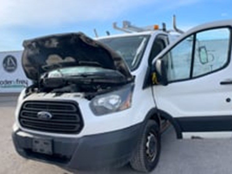 2015-ford-transit-image-9