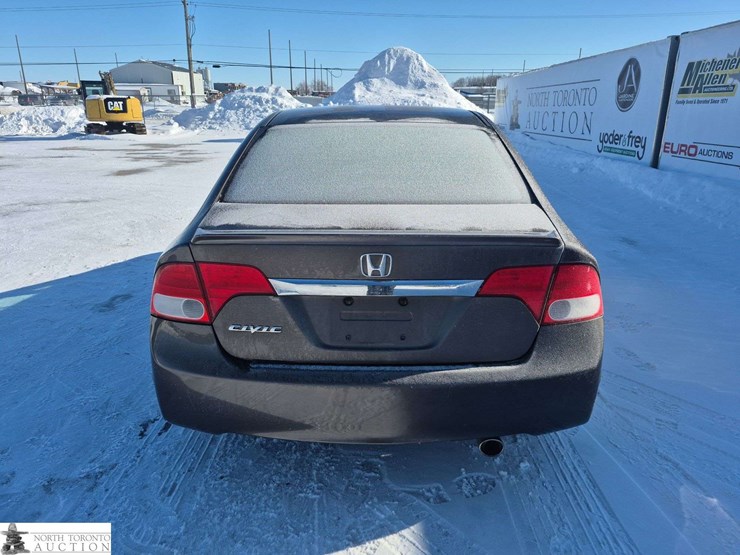 2009-honda-civic-sport-4dr-sedan-5a-image-4
