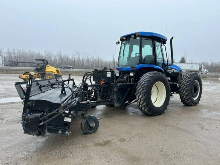 new-holland-tv6070-image-1