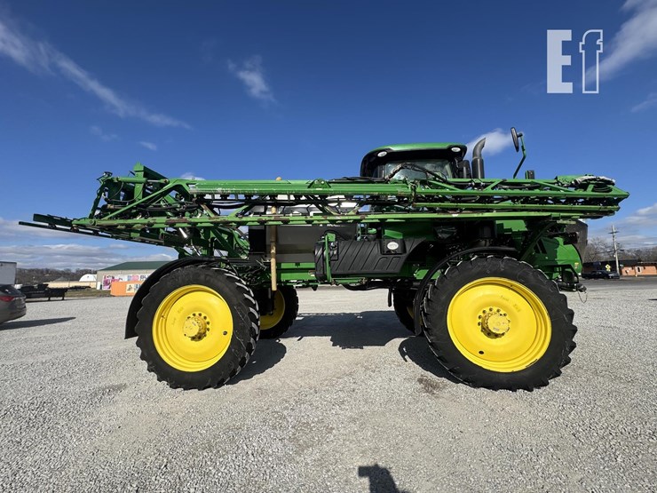 2019-john-deere-r4038-image-5