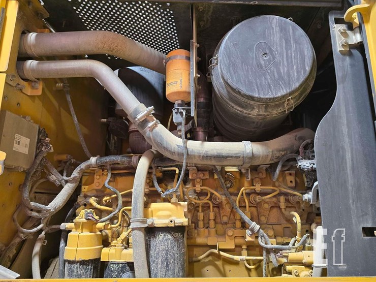 2009-deere-770g-image-25