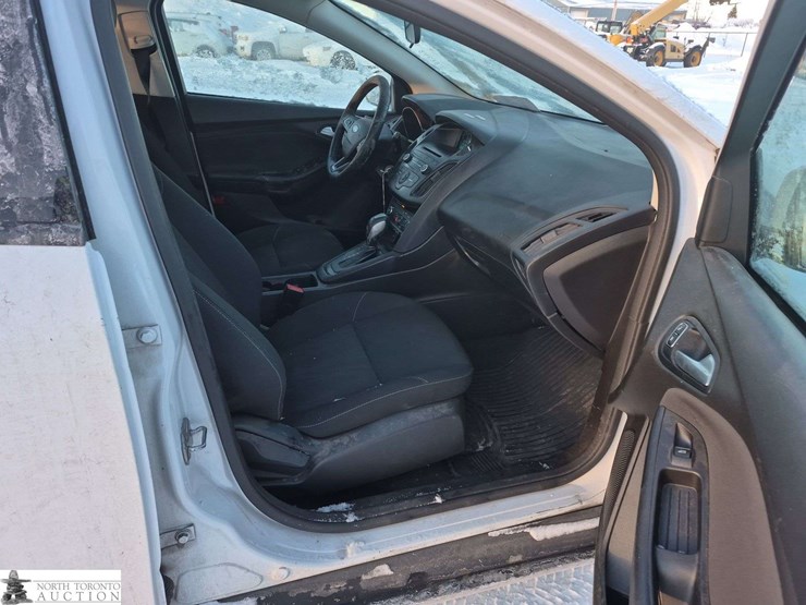 non-operable-2016-ford-focus-image-23