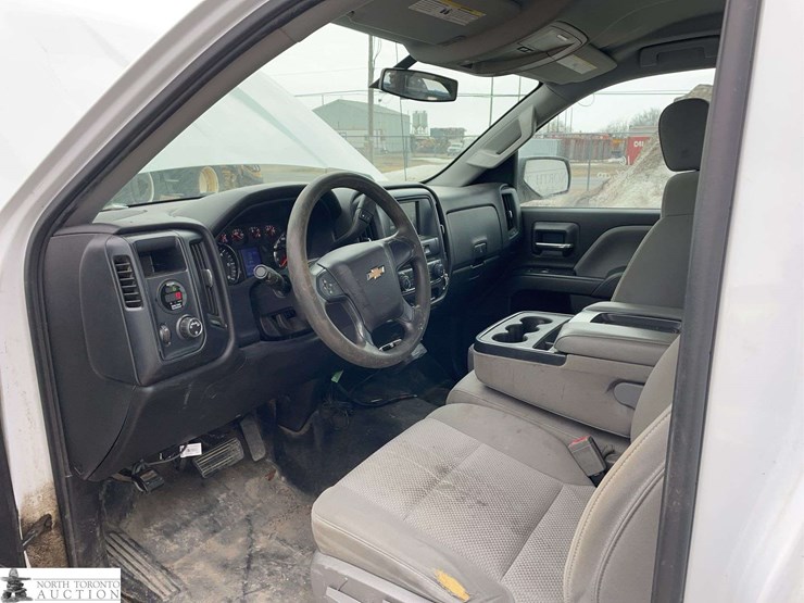 2016-chevrolet-silverado-1500-image-11