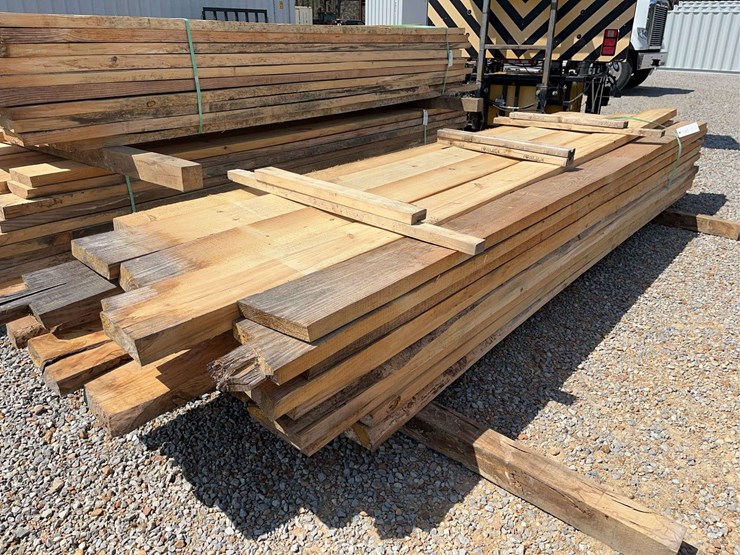 (50)-pine-2"-x-8"-rough-cut-lumber---12-14'-long-image-4