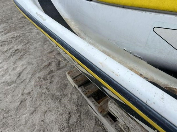 inoperable-1998-yamaha-wave-runner-gp760-pwc-yama2-image-45