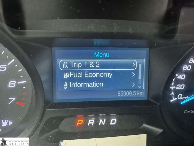 2014-ford-explorer-image-19