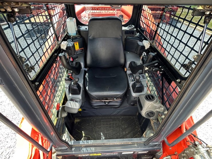 2013-kubota-svl90-image-20