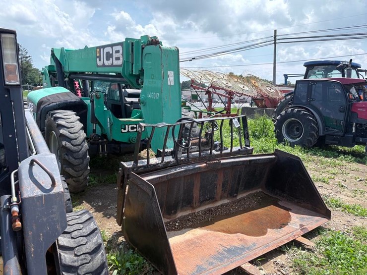 2012-jcb-509-42-image-5